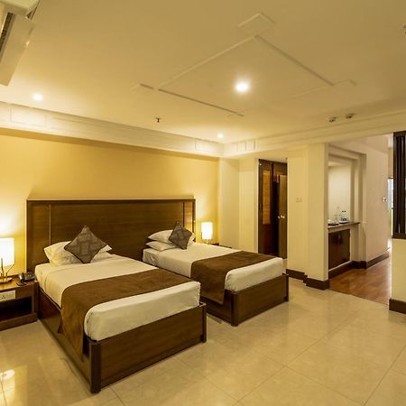 Hotel Ivory Tower Bangalore Exterior foto