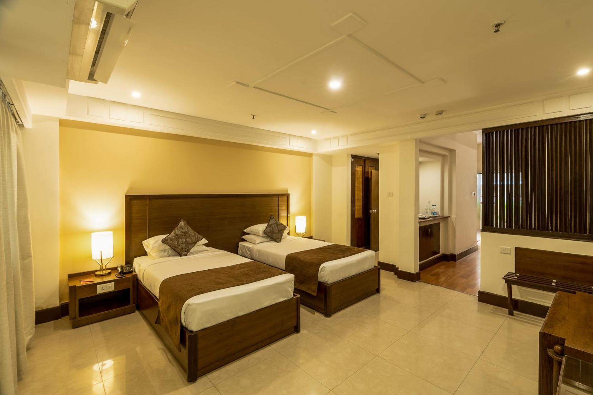Hotel Ivory Tower Bangalore Exterior foto